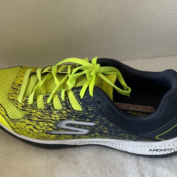 Skechers Yellow and Black Athletic Shoes pickleball Goodyear - Picture 7 of 10